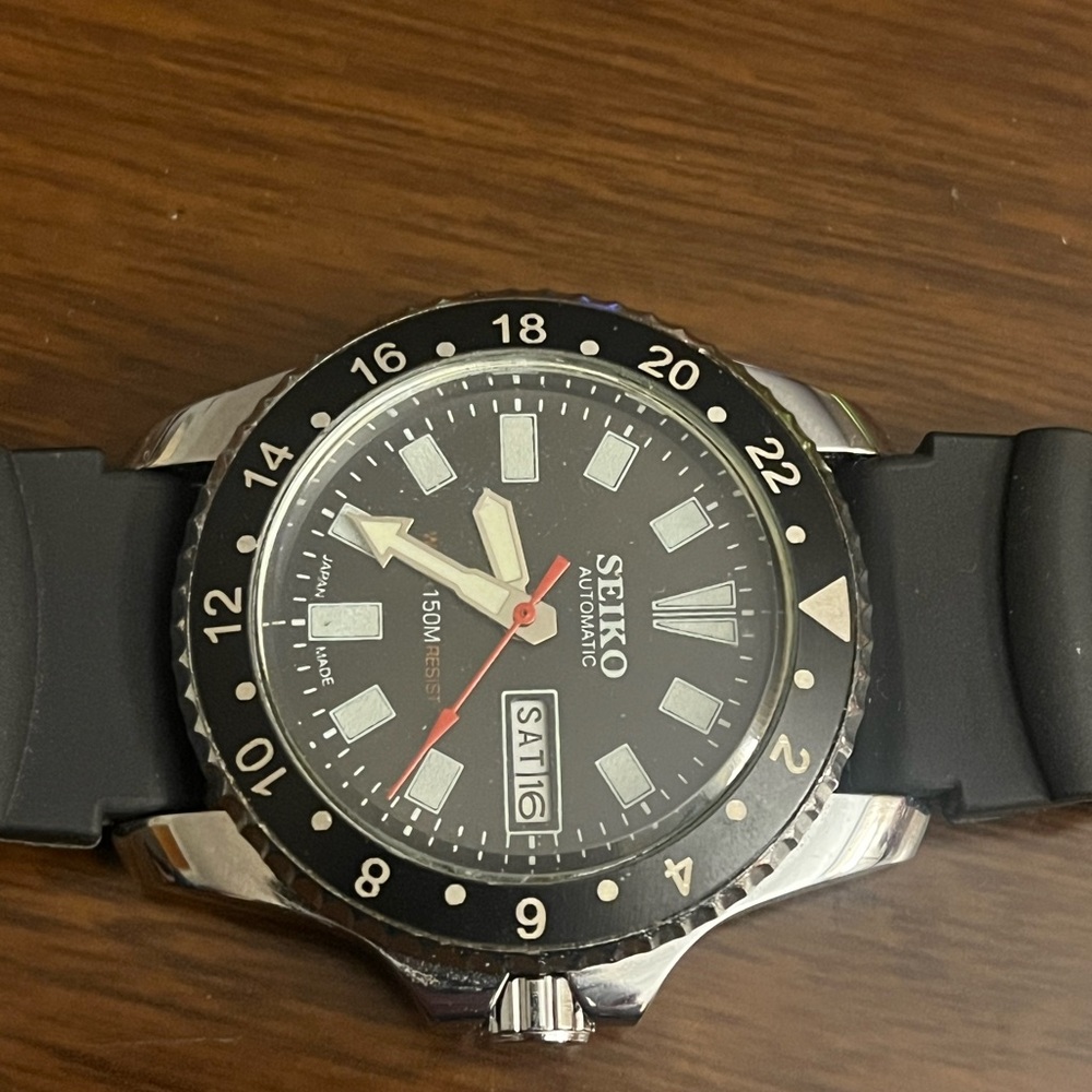 FOR REPAIR Seiko Gents Automatic Watch - Picture 6 of 8